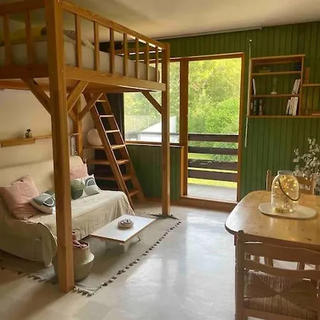 Pres Du Apartment *